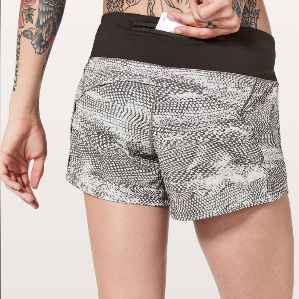 Lululemon shorts size 10